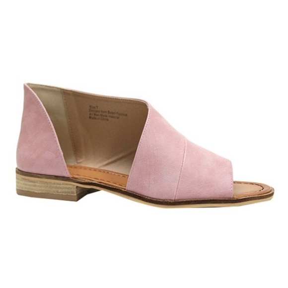 QWENN Cut Out Flats - Picture 3 of 3